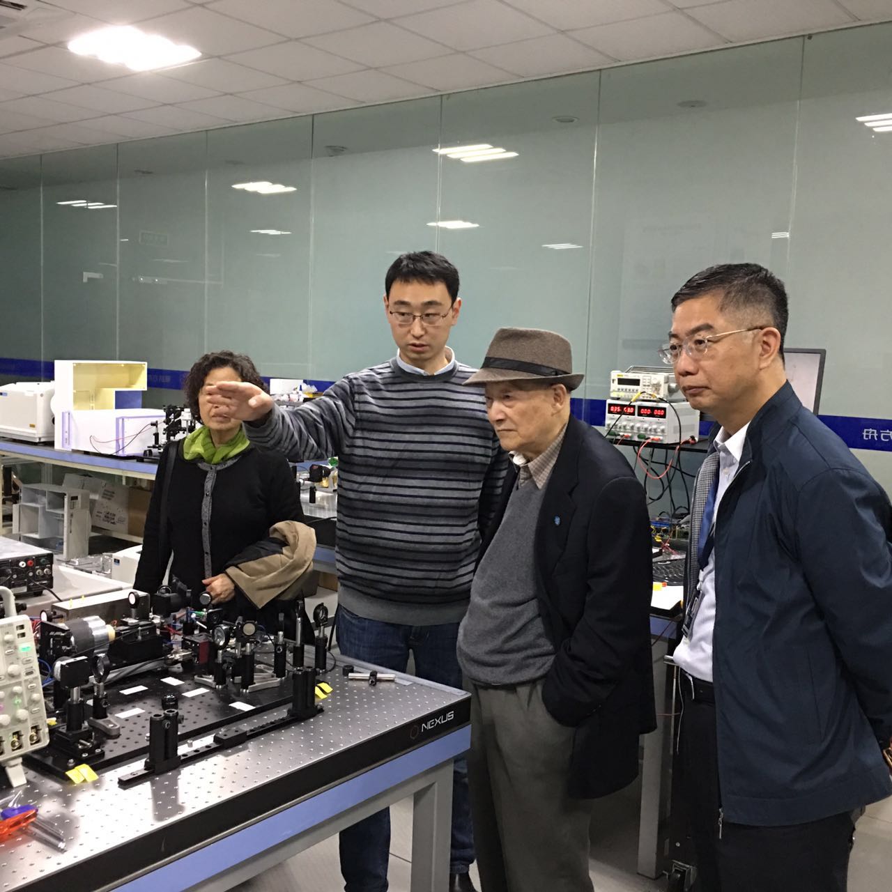 深圳市太赫兹研究院获批国家科技部纳米专项CMOS兼容的太赫兹源，探测和阵列成像项目